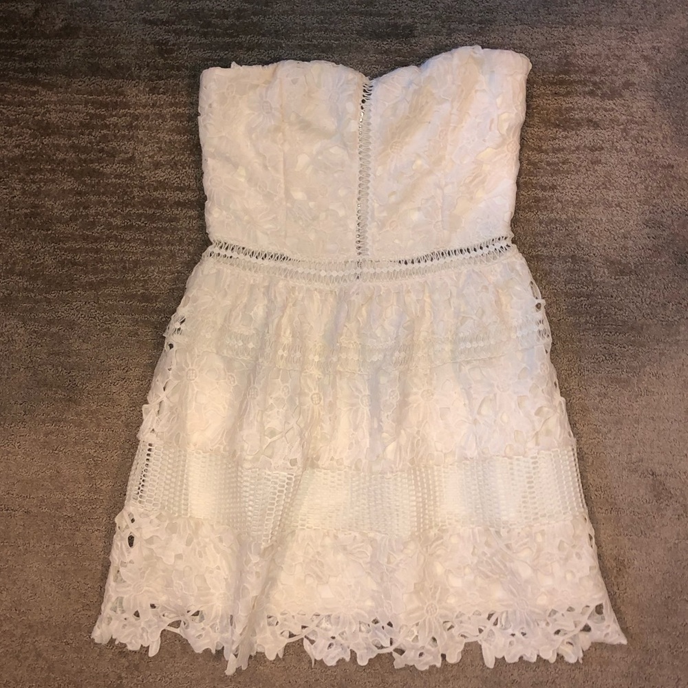 White Lace Strapless Dress